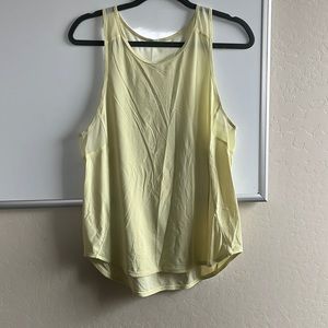 Lululemon running top